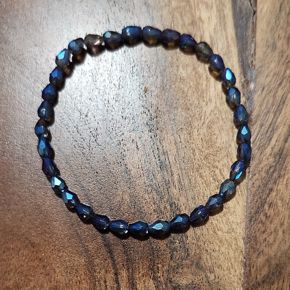 Handmade Faceted Blue Beaded Bracelet